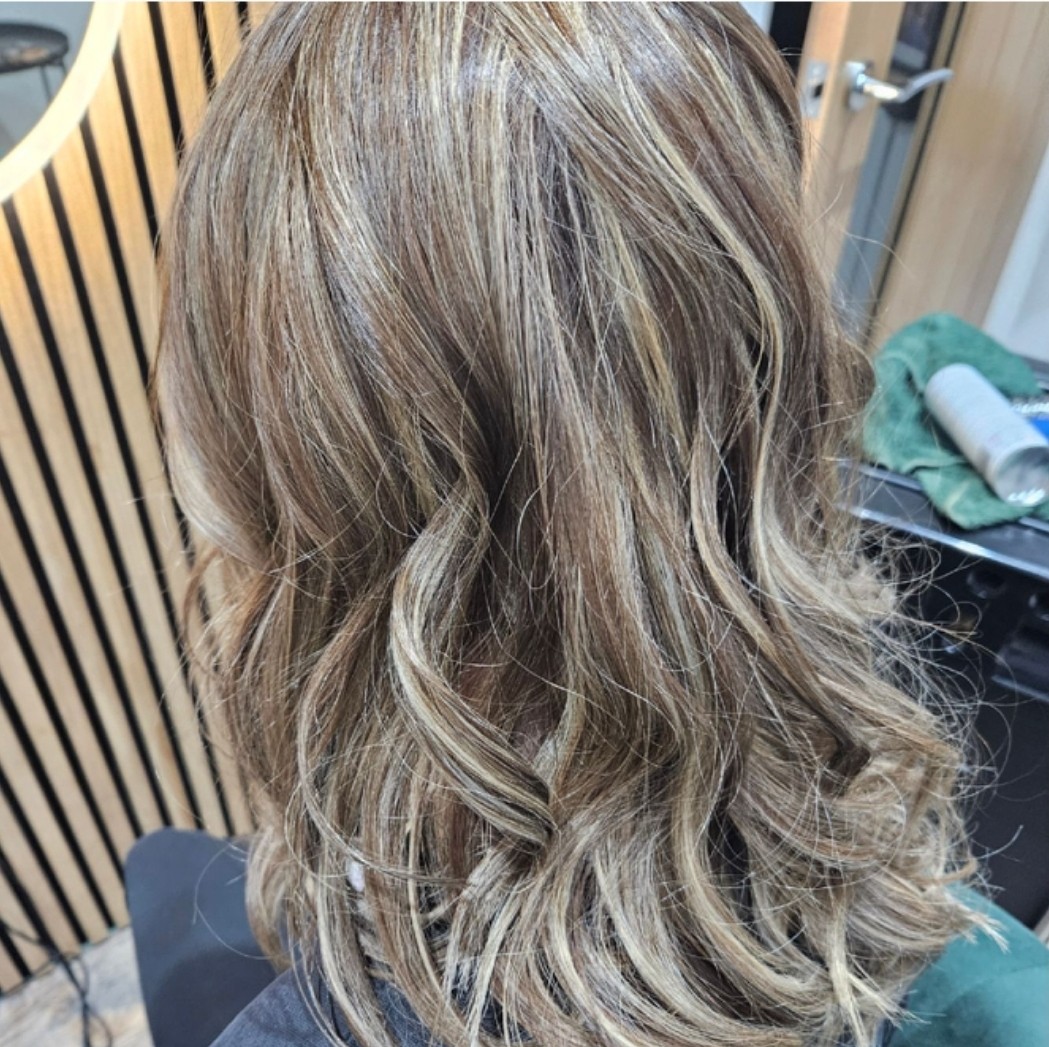 Blow Dry & Curl - After